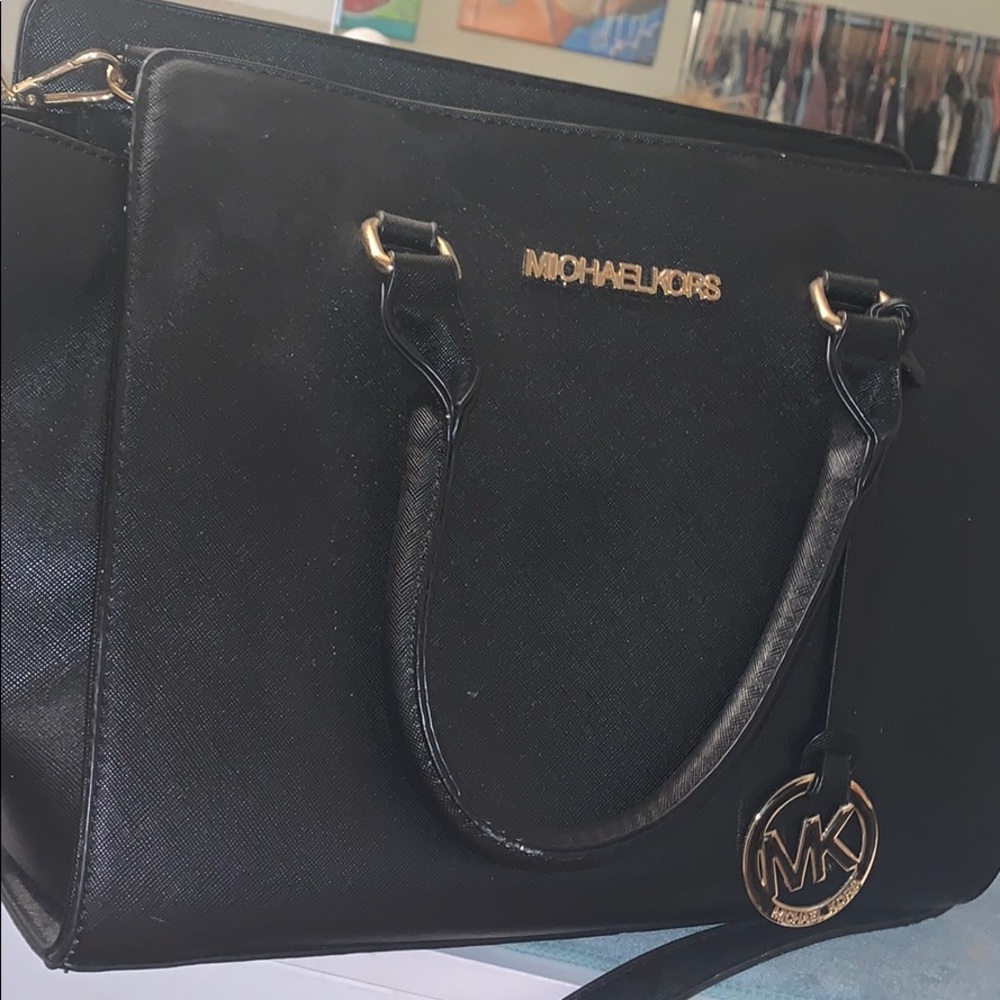 Michael Kors Shoulder Bag!